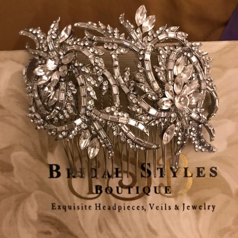 Wedding head piece